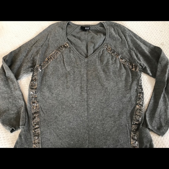 Ana grey pullover sweater large - Picture 2 of 3